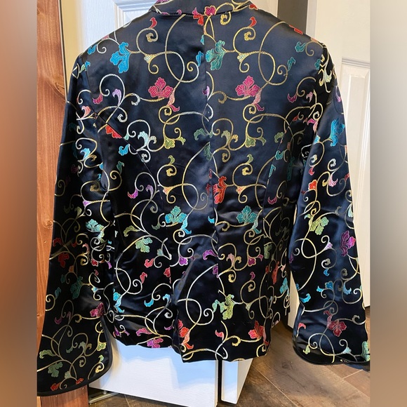 Mesmerize Embroidered/Painted Asian Silky Blazer Jacket - Picture 3 of 7